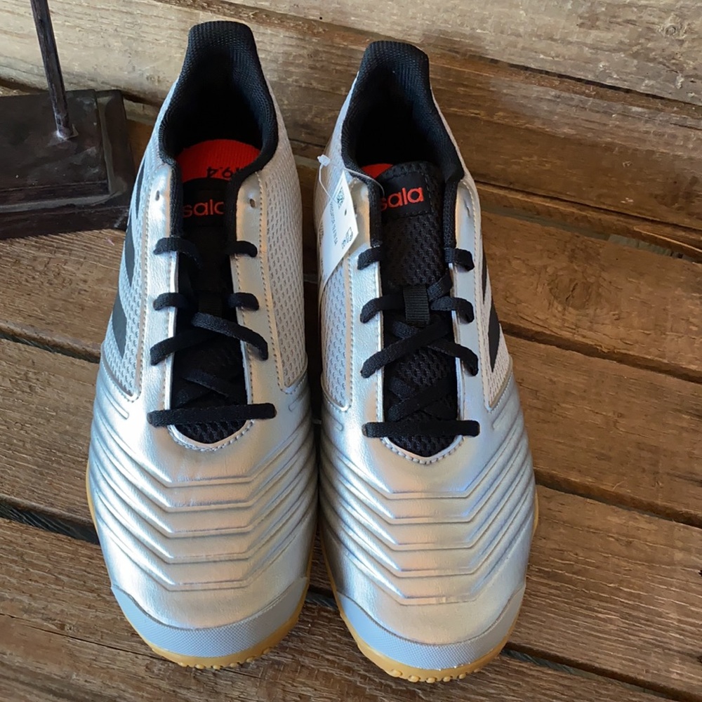 Adidas - Picture 2 of 4